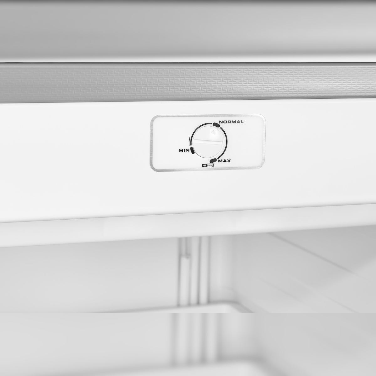 Exquisit Gefrierschrank GS230-H-040E inoxlook | Tiefkühlschrank Groß 168 Liter Volumen | 4* Gefrierfach | Gefrierschrank Groß 55 cm Breite Image