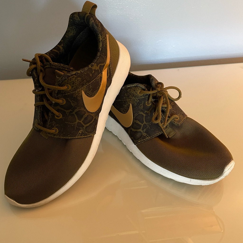 Nike Shoes | Green Custom Nikes Size 9 | Color: Green | Size: 9