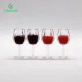 Simulation de verre à vin rouge l'inventaire modèles de verre à vin en résine maison à beurre