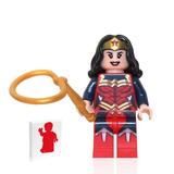 LEGO DC Super Heroes Minifigure - Wonder Woman with Gold Lasso Rope (2022 Exclusive)