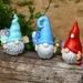 Garden Gnome Statue Small Resin Dwarf Gnome Figurine Outdoor Gnome Garden Decorations for Patio Yard Lawn Porch Ornament Gift