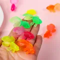 Modèle de poisson rouge en plastique coloré jouets de simulation cadeaux pour enfants cadeaux de