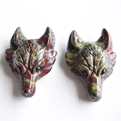 Pierre de sang de dragon naturelle sculptée forme de tête de loup collier Pmotfor fabrication de