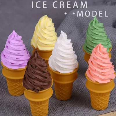 Faux cône de glace coloré et réaliste modèle d'exposition de fenêtre nourriture Dessert