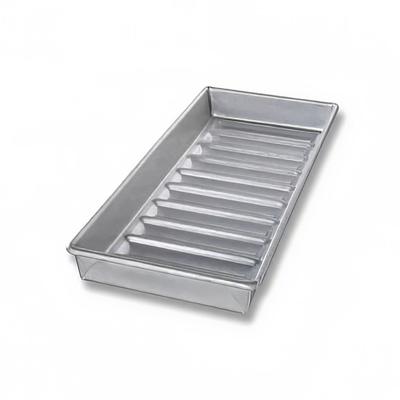 USA Pan 22100 Hot Dog Bun Pan, Makes (10) 1 3/10" x 4 4/5" Buns, AMERICOAT Glazed 26 ga Aluminized Steel, Silver