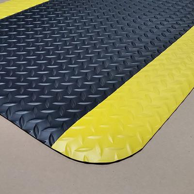 Cactus Mat 1053M-35 GRY Cushion Diamond-Dekplate w/ Yellow Edge - 3' x 5', Vinyl, Gray, Gray Vinyl