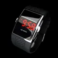 Montre-bracelet numérique à LED pour hommes et garçons style tendance noir pour amoureux cadeau