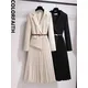 Colorfaith Nouveau 2022 Vintage Taille Haute Mode Coréenne Plissé Irrégulier Avec Ceinture Bureau