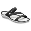 Badepantolette CROCS "Swiftwater Sandal", Damen, Gr. 37, schwarz (schwarz weiß), Croslite, sportlich, Schuhe Badelatschen Pantolette, Sommerschuh, Badeschuh, Poolslides, genoppte Innensohle