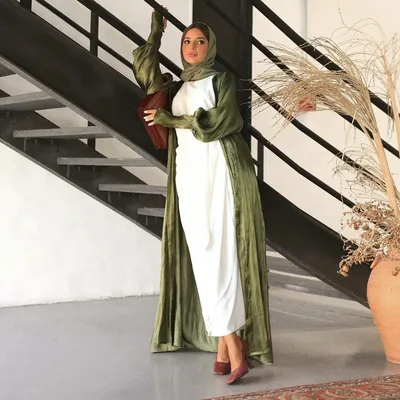 Abaya en Satin Brcorporelle pour Femme Kimono Musulman Manches Boutonnées Vêtements d'Extérieur