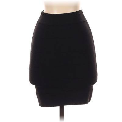 Bebe Casual Bodycon Skirt Knee Length: Black Print Bottoms - Women's Size X-Small