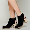 Free People Shoes | Free People Dv Dolce Vita 6 Booties Jentry Cutout Suede Zipper Tassel Ankle Boot | Color: Black | Size: 6