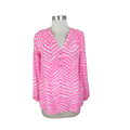 Lilly Pulitzer Tops | Lilly Pulitzer Pink Print 100% Silk Elsa V Neck Smocked Detail Blouse Xxs | Color: Pink | Size: Xxs