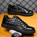 Chaussures de sport décontractées en cuir à motif crocodile pour hommes chaussures basses tout