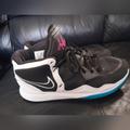 Nike Shoes | Cz0204-003 Nike Kyrie Infinity Southbeach Basketball Shoes | Color: Black/White | Size: 10