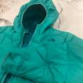 The North Face Jackets & Coats | Girls North Face Reversible Jacket Size 14 (Girls Xl). Worn For One Season. | Color: Green | Size: 14g