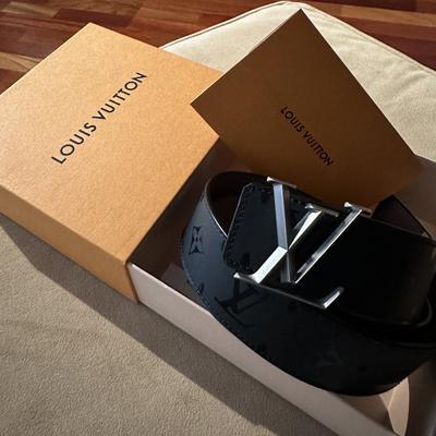 Louis Vuitton, Accessories, Louis Vuitton Pyramide Reversible