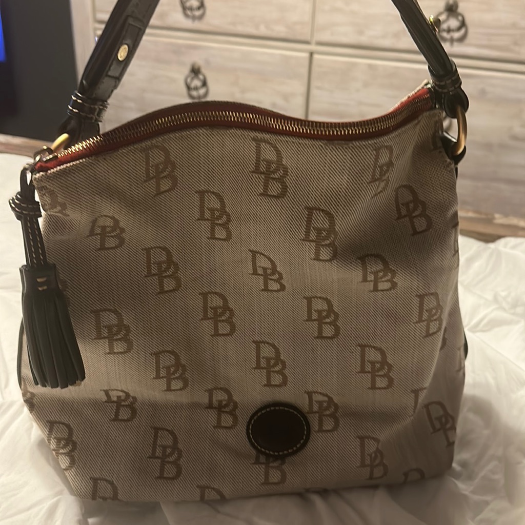 Dooney & Bourke Bags | Authentic Dooney And Burke Bag | Color: Cream/Red | Size: Os