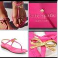 Kate Spade Shoes | Kate Spade Tracie Bow Neon Pink Patent Leather Summer Thong Sandals Shoes [6] | Color: Gold/Pink | Size: 6