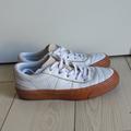 Converse Shoes | Converse One Star Cc Ox Women's 5.5 Shoes, White Leather W/ Gum Soles | Color: Tan/White | Size: 5.5