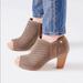 Giani Bernini Shoes | Giani Bernini Joisey Women’s Tan Peep Toe Ankle Strap Cut Out Heeled Sandals 7 | Color: Cream/Tan | Size: 7