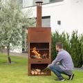 Grill und Gartenkamin, rost