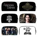 The Vampire Diaries-Portefeuille long Team Salvatore Damon Stefan Key Money Bag Card Earphones