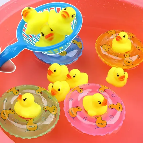 5 Teile/satz kinder Schwimm Bad Spielzeug Mini Schwimmen Ringe Gummi Gelb Ducks Fischernetz Waschen
