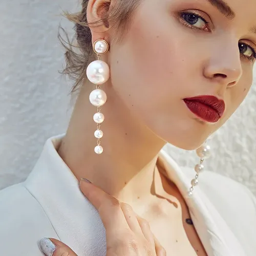 Exquisite Simulierte Perle Stud Ohrringe Mode Lange Erklärung Ohrringe für Womenn Party Hochzeit