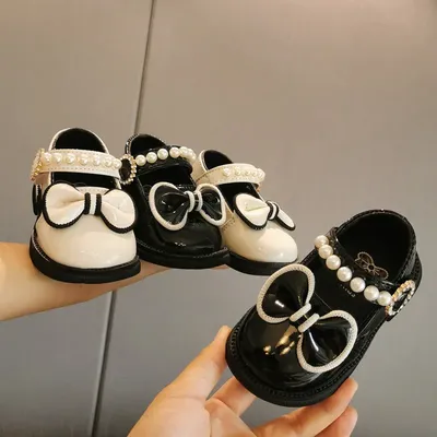 Chaussures en cuir pour bébés de 0 à 3 ans chaussures de marche perlées chaussures à bouche carrée