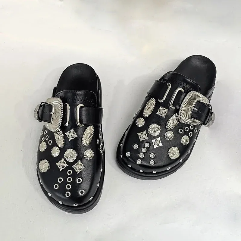 Sommer Frauen Hausschuhe Plattform Nieten Punk Rock Leder Panto letten kreative Metall beschläge lässige Party Schuhe weibliche Outdoor-Rutschen