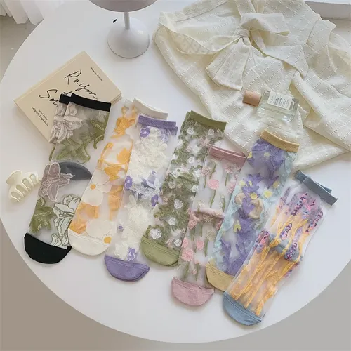Socken frauen Neue Mode Frühjahr Blume Baumwolle Casual Atmungs Dünne Transparente Frauen Crew