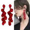Delysia King Frauen Rose Blume Lange Quaste Ohrringe Elegante Temperament Simulation Metall Rot Eardrop Beste Freundin Geschenk