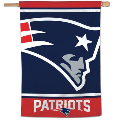 New England Patriots Vertikalbanner – 40 H x 28 B in Image