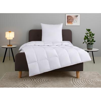 Daunenbettdecke + Kopfkissen HOME AFFAIRE "Litrone Bettdecke 135x200 cm, 155 x220 cm", weiß, B/L: 135cm x 200cm Anzahl Teile 1, B/L: 80cm x 80cm Anzahl Teile 1, Bezug: Baumwolle Füllung: Gänsedaune/-feder, normal, Bettdecken Bezug: 100% Baumwolle.... Image