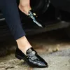 Neue Hochzeits schuhe für Männer Slipper runde Zehen solide Slip-On Business formelle Schuhe Größe
