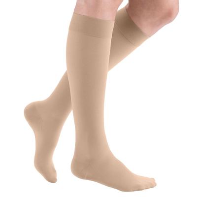 mediven plus Ccl2 AD Kompressionsstrümpfe normal (39-44 cm) mit Trikotabschlussrand 1 St Image