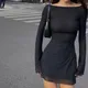 Mini robe en maille noire élégante pour femme streetwear chic sexy dos nu manches longues