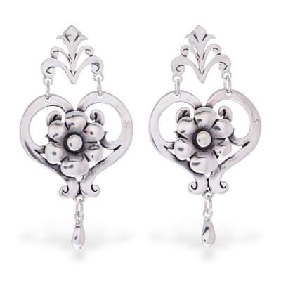 'Daisy Hearts' - Hand Crafted Floral Sterling Silver Dangle Earring