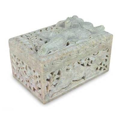 Soapstone jewelry box, 'Majestic Dragon'