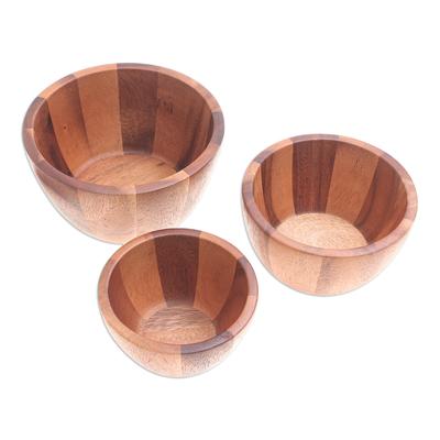 Gather Round,'Hand Carved Raintree Wood Serving Bowls (Set of 3)'