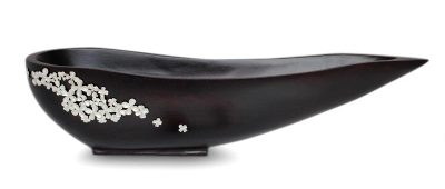 Mango wood and pewter centerpiece, 'Summer Clover'