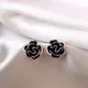 Boucles d'oreilles fleur de camélia noir classique pour femmes perle douce boucle d'oreille fleurs