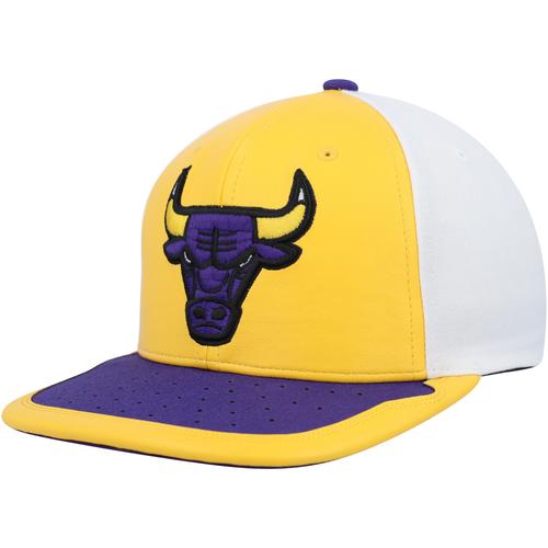 Gelb/Lila Chicago Bulls Day One Snapback-Mütze von Mitchell & Ness für Herren