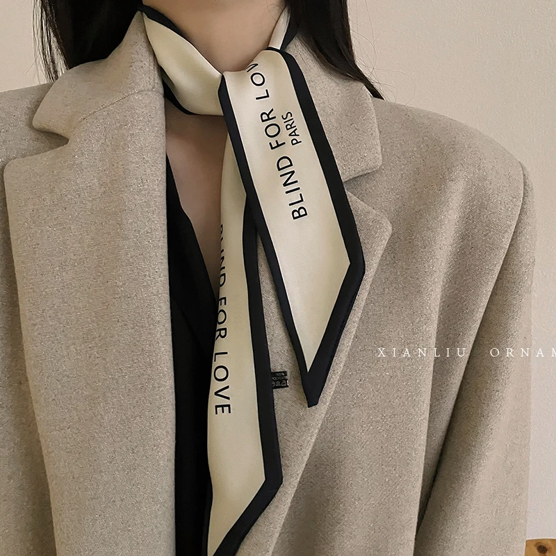 2024 Nuovo marchio di lusso Sciarpa Tarocchi Sciarpa da donna Borsa per capelli Skinny Sciarpe di seta Design Foulard Fazzoletto da collo Fascia per le signore