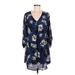 Lush Casual Dress - Shift V Neck 3/4 sleeves: Blue Floral Dresses - Women's Size Medium