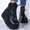 Stivali neri gotici scarpe alla caviglia su tacchi Sneakers con plateau Chunky per le donne Designer