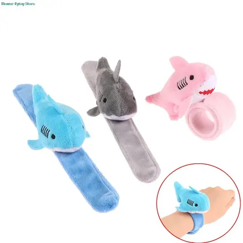 1pc niedlichen Plüsch Hai Armband Stofftier Slap Armband Slap Ringe Slap Band Spielzeug für Kinder