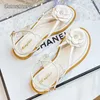 Comemore Sommer neue elegante Damen Sandalen Mode flache Damenschuhe Blumenmuster schwarz weiß