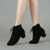 Elegante Stiefeletten Damenschuhe neue Punkt Zehen schwarze Absätze Schnürung kurze Stiefel Tanz Party Schuhe Dame große Größe 34-41 Botas